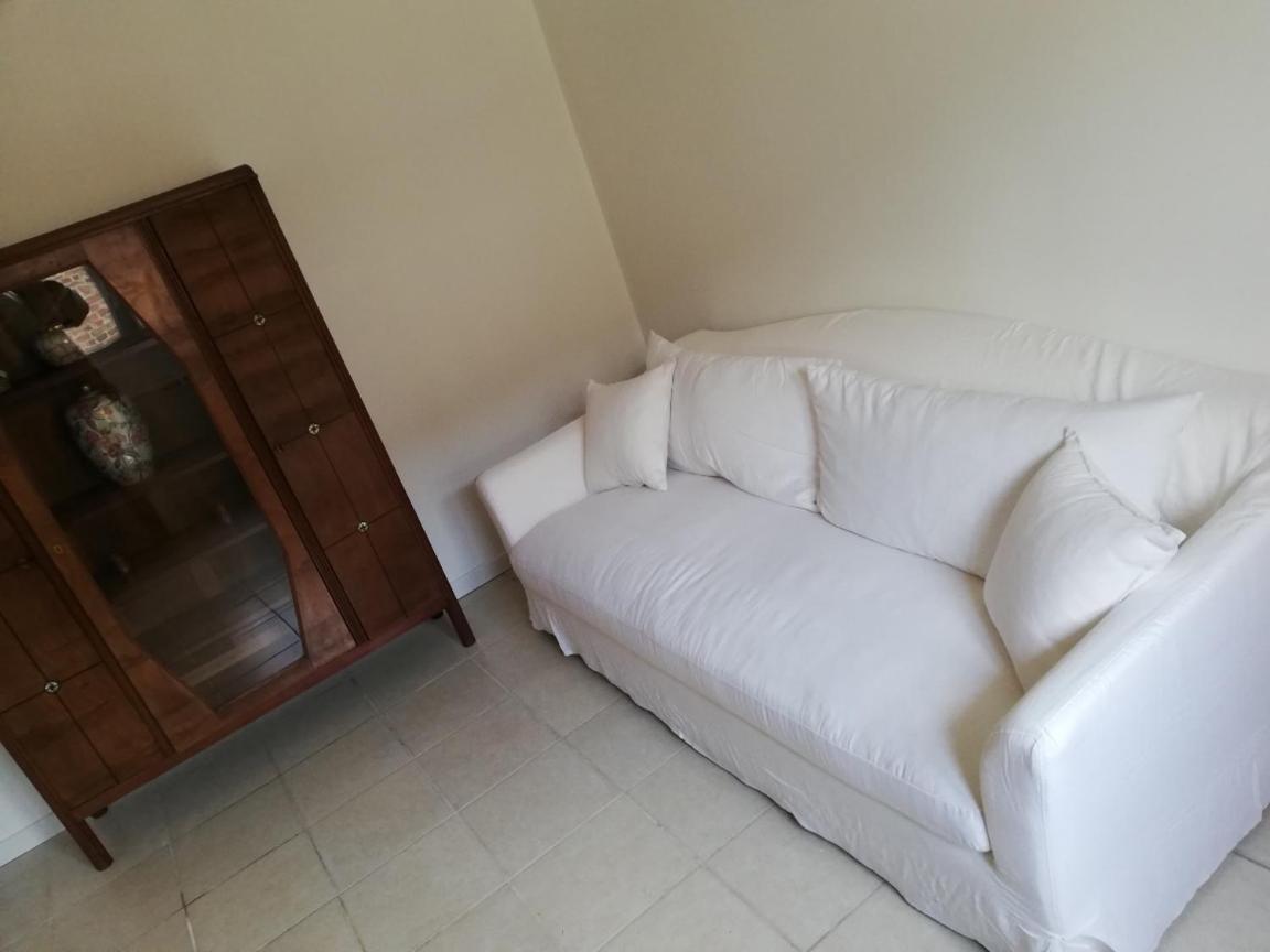 Logement Entier Au Calme Villers-Outreaux Ngoại thất bức ảnh